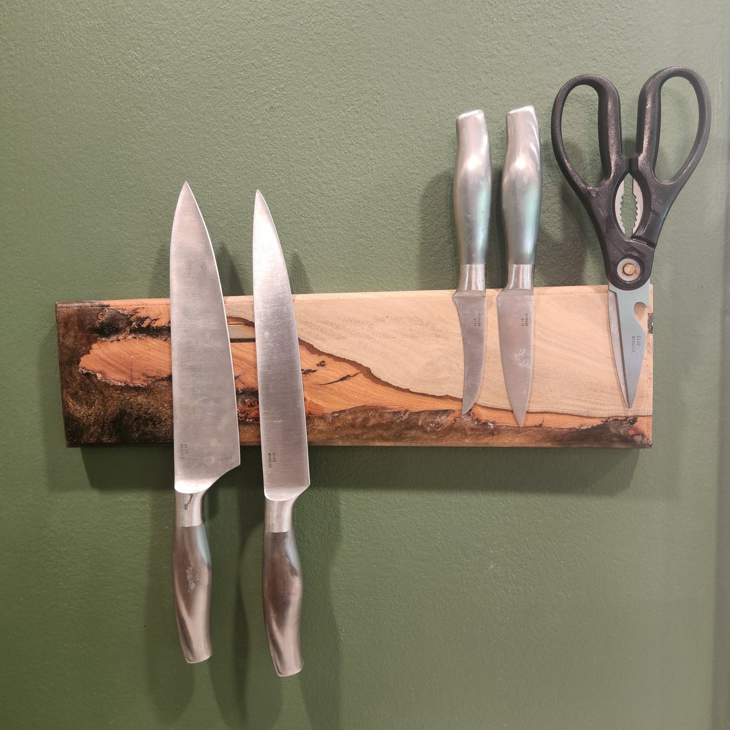Magnetic Knife Holder - Solid Wood