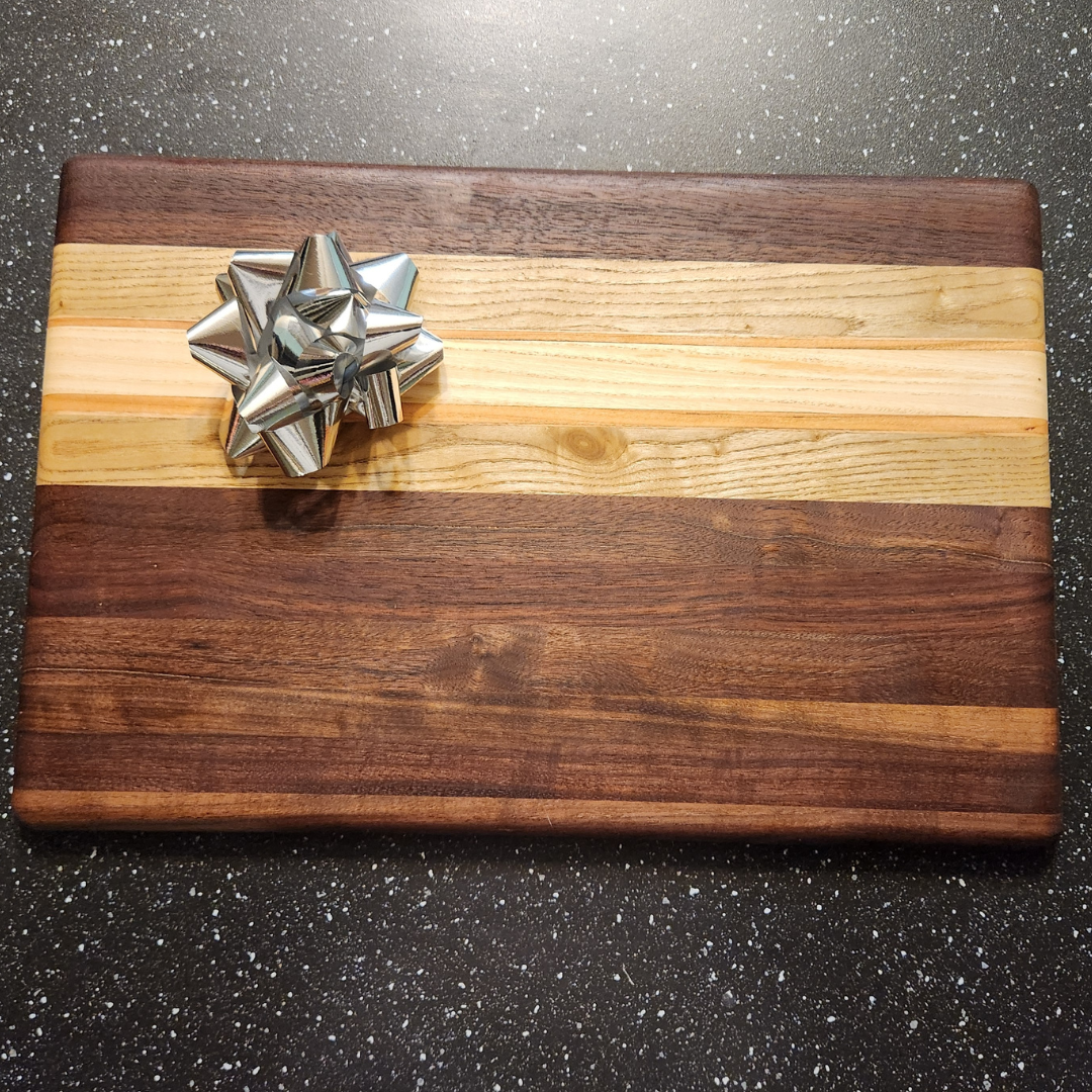 Best wood cutting board, custom holiday gift