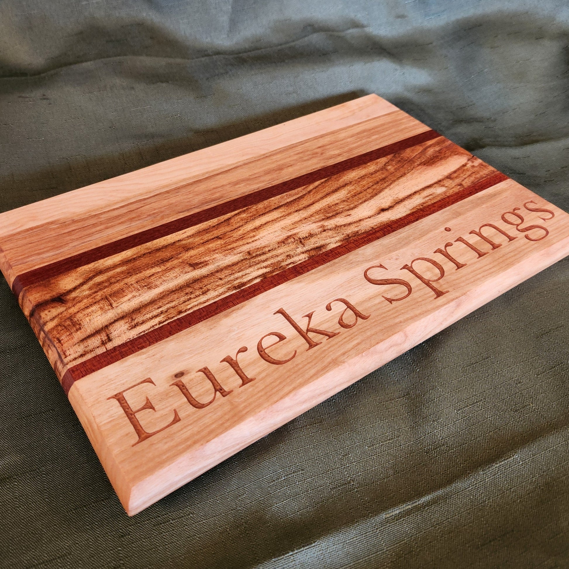 Eureka Springs cutting board, custom engraving, custom design cutting board